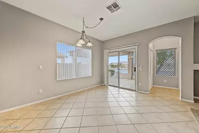 11018 W Tonto Lane, Peoria, AZ 85373 - Photo 6