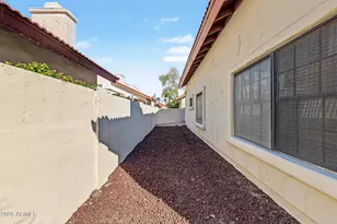 1915 E Calle De Arcos, Tempe, AZ 85284 - Photo 28