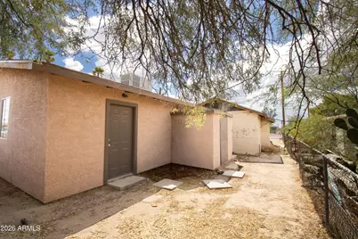 318 W Phoenix Avenue, Eloy, AZ 85131 - Photo 10