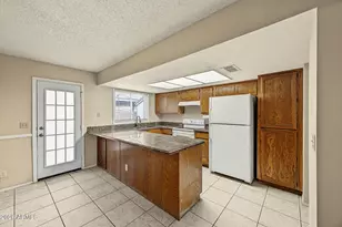 170 E Guadalupe Rd, Gilbert, AZ 85234 - Photo 12