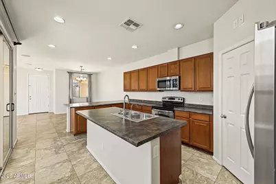 8952 W Nicolet Avenue, Glendale, AZ 85305 - Photo 12