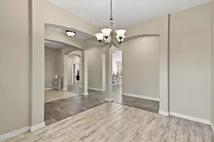 5227 E Libby St, Scottsdale, AZ 85254 - Photo 10
