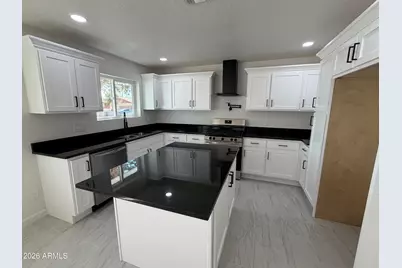 6114 W Avalon Drive, Phoenix, AZ 85033 - Photo 4