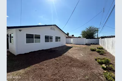 6114 W Avalon Drive, Phoenix, AZ 85033 - Photo 16