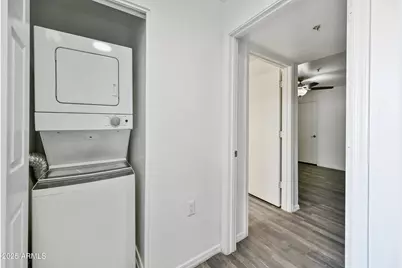 3065 N 67th Avenue #Apt 125, Phoenix, AZ 85033 - Photo 12