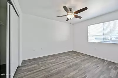 3065 N 67th Avenue #Apt 125, Phoenix, AZ 85033 - Photo 18