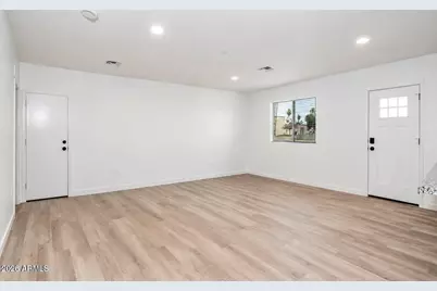 425 S 99th Place #Unit A, Mesa, AZ 85208 - Photo 2