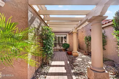 7893 E Cactus Wren Road, Scottsdale, AZ 85250 - Photo 10