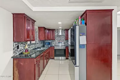 7111 N 63rd Drive, Glendale, AZ 85301 - Photo 4
