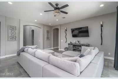 12329 S 179th Avenue, Goodyear, AZ 85338 - Photo 4
