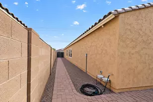 2642 E Hickory St, Gilbert, AZ 85298 - Photo 50
