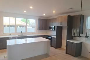 2366 E Stephens Ct, Gilbert, AZ 85296 - Photo 2