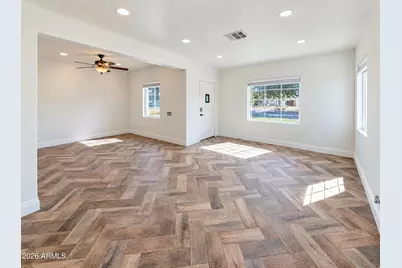 542 W Lewis Avenue, Phoenix, AZ 85003 - Photo 12