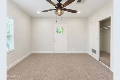 542 W Lewis Avenue, Phoenix, AZ 85003 - Photo 16