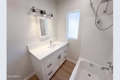 542 W Lewis Avenue, Phoenix, AZ 85003 - Photo 22