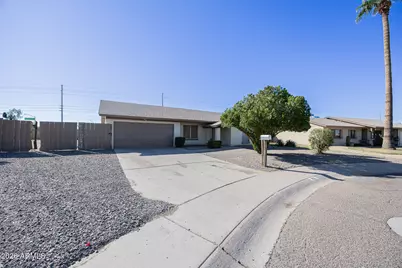 715 W Renee Drive, Phoenix, AZ 85027 - Photo 1
