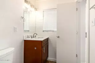 1722 E Ocotillo Rd, Phoenix, AZ 85016 - Photo 20