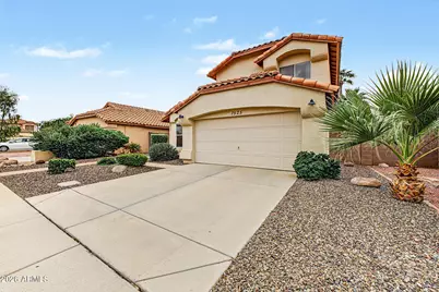 7525 W Kerry Lane, Glendale, AZ 85308 - Photo 2