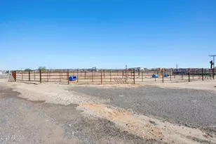 38208 N 250th Ave, Morristown, AZ 85342 - Photo 30