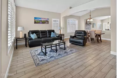 4765 E Bighorn Avenue, Phoenix, AZ 85044 - Photo 10