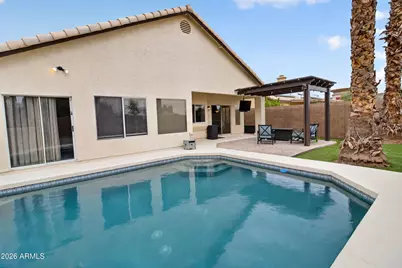 4765 E Bighorn Avenue, Phoenix, AZ 85044 - Photo 4