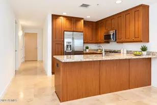 7157 E Rancho Vista Dr, Scottsdale, AZ 85251 - Photo 2