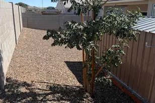 18556 W Buckskin Trl, Wittmann, AZ 85361 - Photo 42
