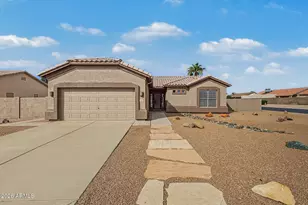 1472 E Desert Inn Dr, Chandler, AZ 85249 - Photo 2