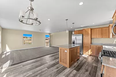 25417 W Opportunity Way, Morristown, AZ 85342 - Photo 4