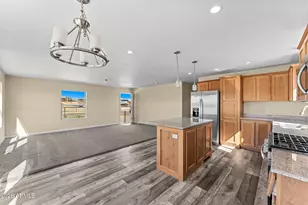 25417 W Opportunity Wy, Morristown, AZ 85342 - Photo 4