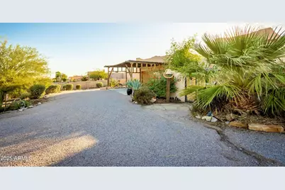 766 N Mountain View Road, Apache Junction, AZ 85119 - Photo 18