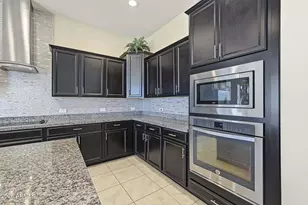 18392 W Thunderhill Pl, Goodyear, AZ 85338 - Photo 32
