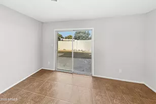 2504 W Eugie Ave, Phoenix, AZ 85029 - Photo 12