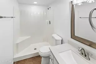 2504 W Eugie Ave, Phoenix, AZ 85029 - Photo 10