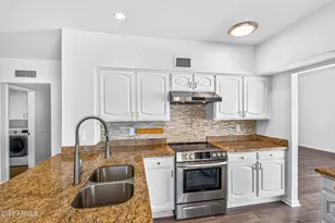 79 E Calle De Arcos, Tempe, AZ 85284 - Photo 28