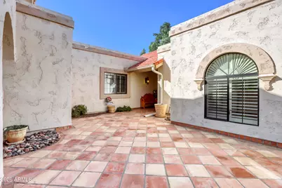 18776 N 95th Avenue, Peoria, AZ 85382 - Photo 2