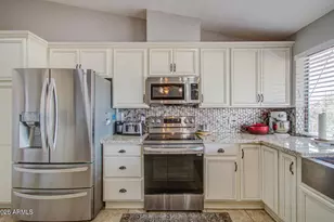 213 E Elm Ln, Avondale, AZ 85323 - Photo 8