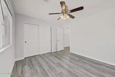 2211 E Hidalgo Avenue, Phoenix, AZ 85040 - Photo 22
