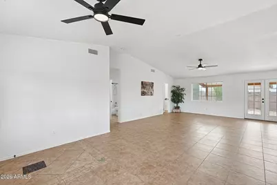 11015 E Elmwood Street, Mesa, AZ 85207 - Photo 8