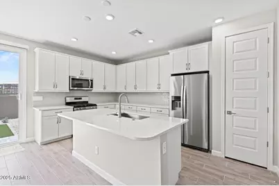 21047 N 58th Way, Phoenix, AZ 85024 - Photo 10