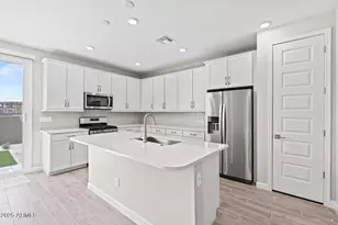 21047 N 58th Way, Phoenix, AZ 85024 - Photo 10