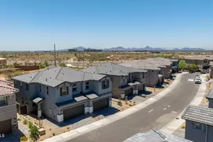 21047 N 58th Way, Phoenix, AZ 85024 - Photo 36