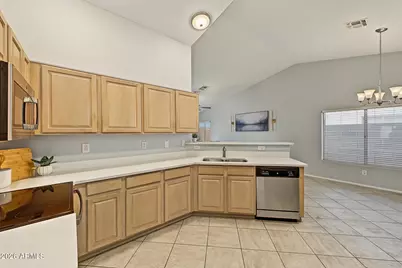 8390 N 107th Lane, Peoria, AZ 85345 - Photo 8