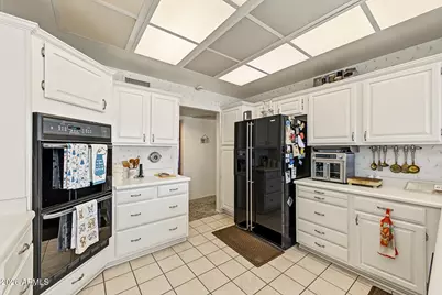 18023 N 136th Drive, Sun City West, AZ 85375 - Photo 8