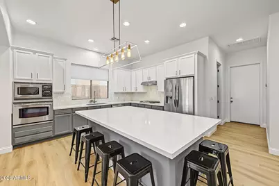 3320 E Briarwood Terrace, Phoenix, AZ 85048 - Photo 10