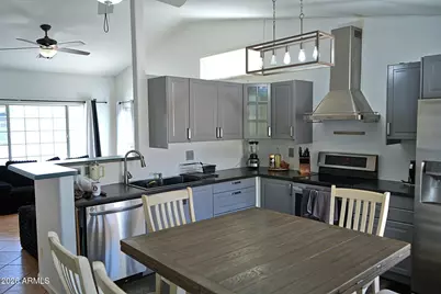 5258 N 79th Avenue, Glendale, AZ 85303 - Photo 6