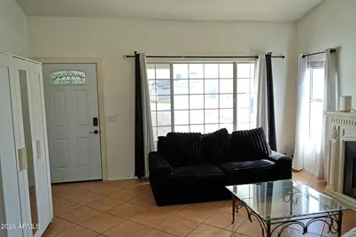 5258 N 79th Avenue, Glendale, AZ 85303 - Photo 2