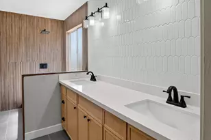 21914 N 74th Ln, Glendale, AZ 85310 - Photo 6