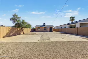 104 E Kinderman Dr, Avondale, AZ 85323 - Photo 4