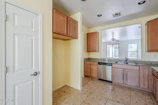 10017 W Raymond St, Tolleson, AZ 85353 - Photo 8